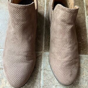 New Dr. Scholl’s boots Size 8.5
